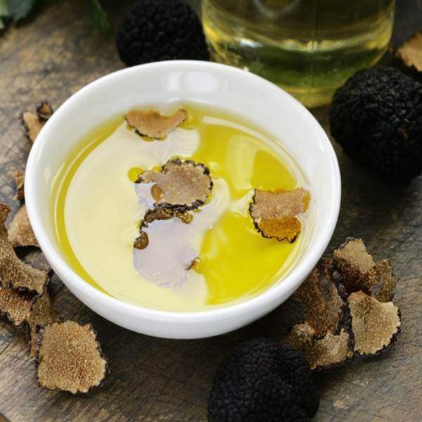 Olio di oliva al Tartufo Bianco Fiaschetto